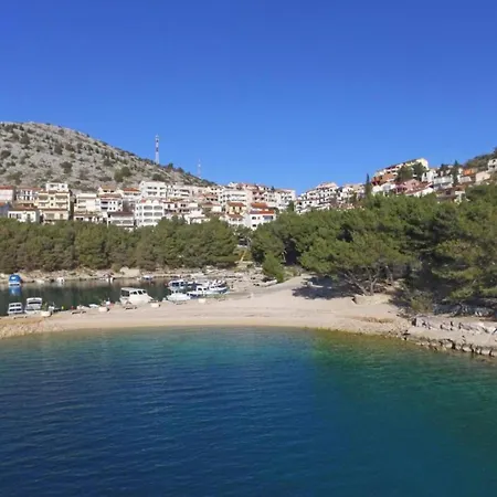 In With Private Pool Casa de Férias